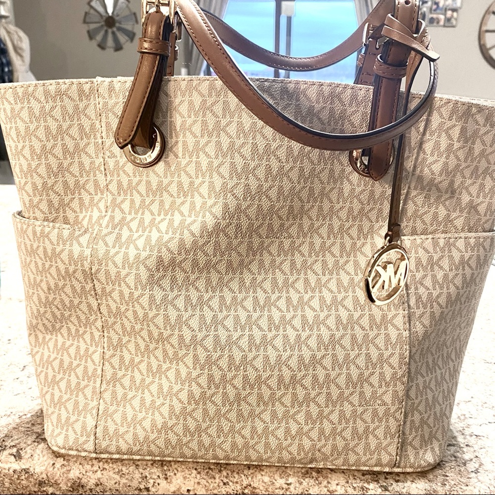 Michael Kors tote bag